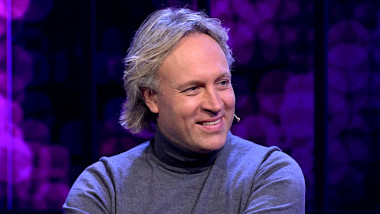 Image of Kari Aihinen (aka Kape), the guest contestant on the episode.