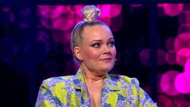 Image of Anna Puu, the guest contestant on the episode.