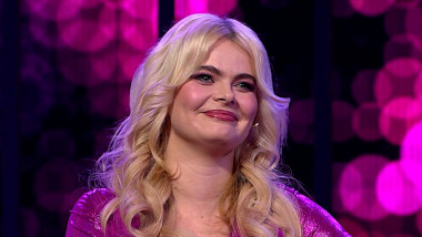 Image of Erika Vikman, the guest contestant on the episode.